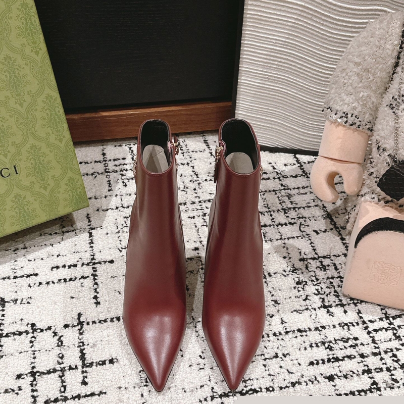 G*u*i boots